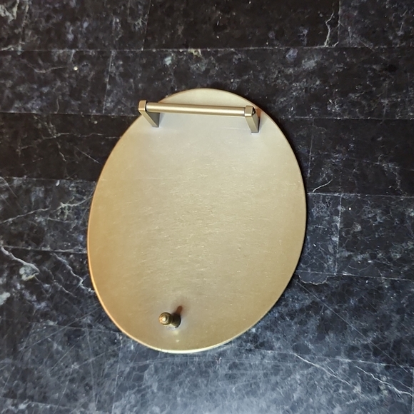 Crown Royal belt buckle - Picture 2 of 3